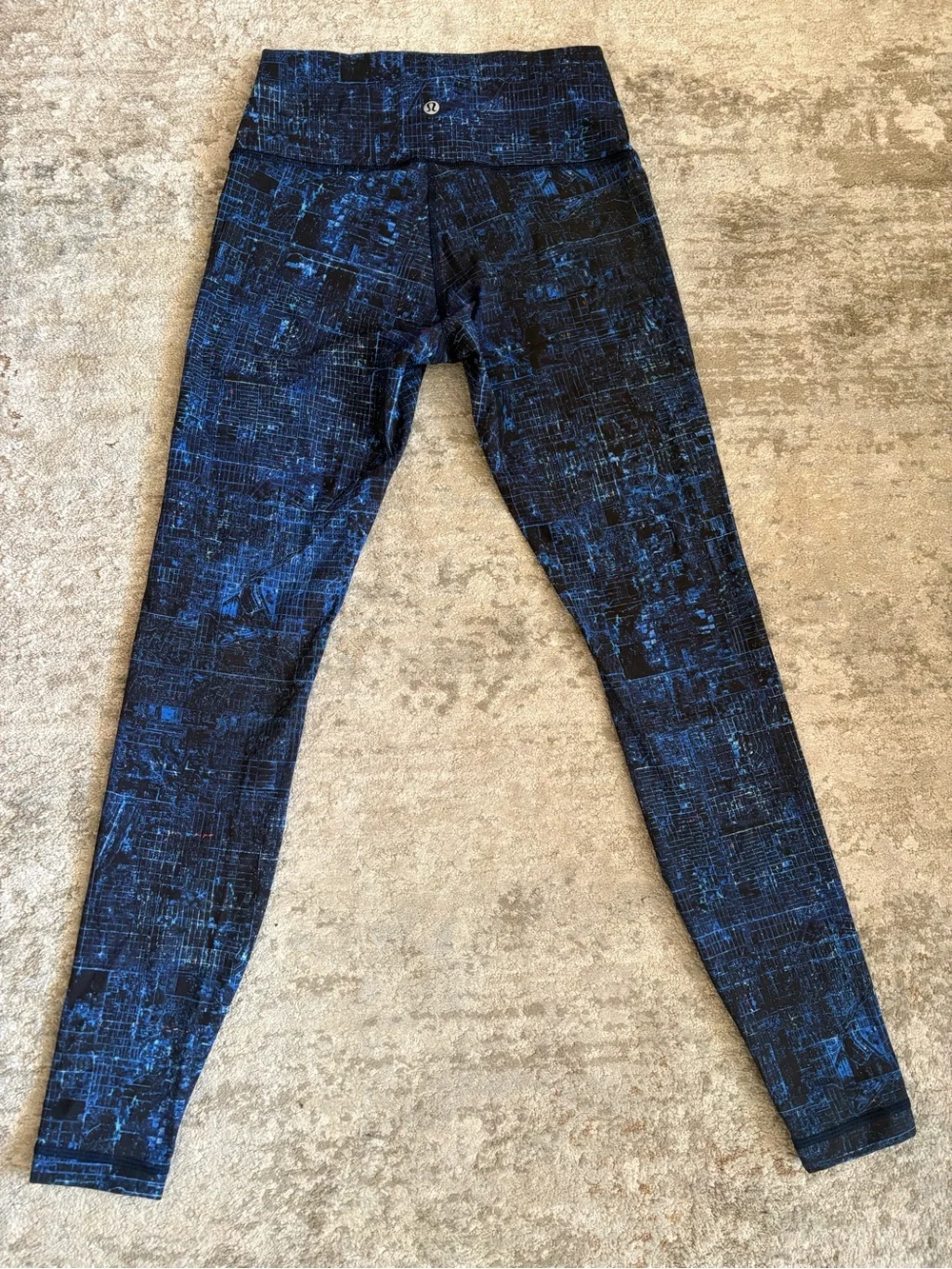 Lululemon High-rise Blue & Black Multi-colored Leggings Inside Pocket Size 6